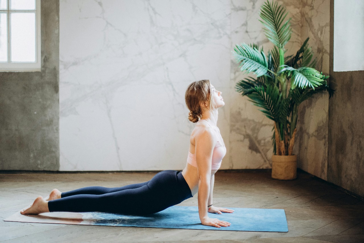 performing yoga help in digestive health